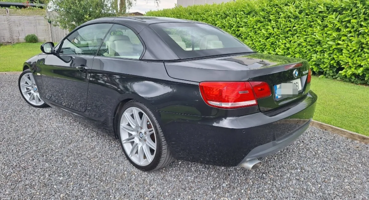 Car - Image 2