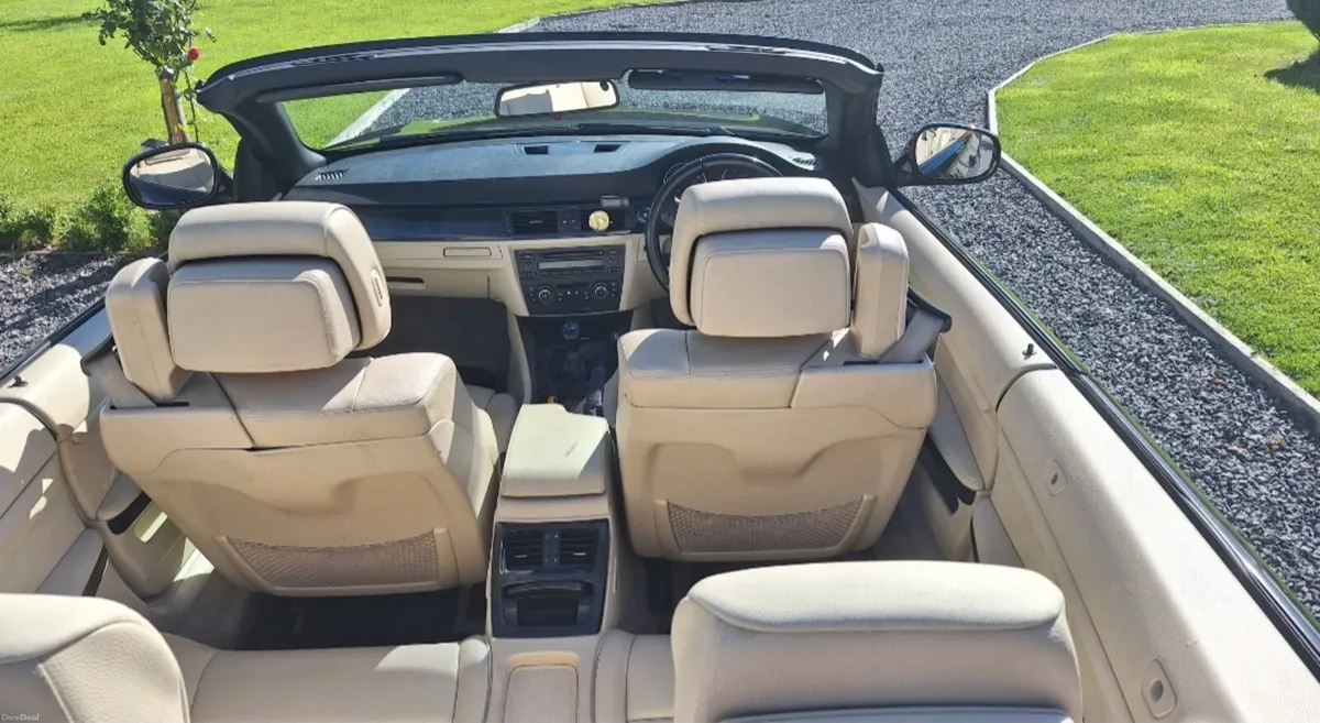 Car - Image 4