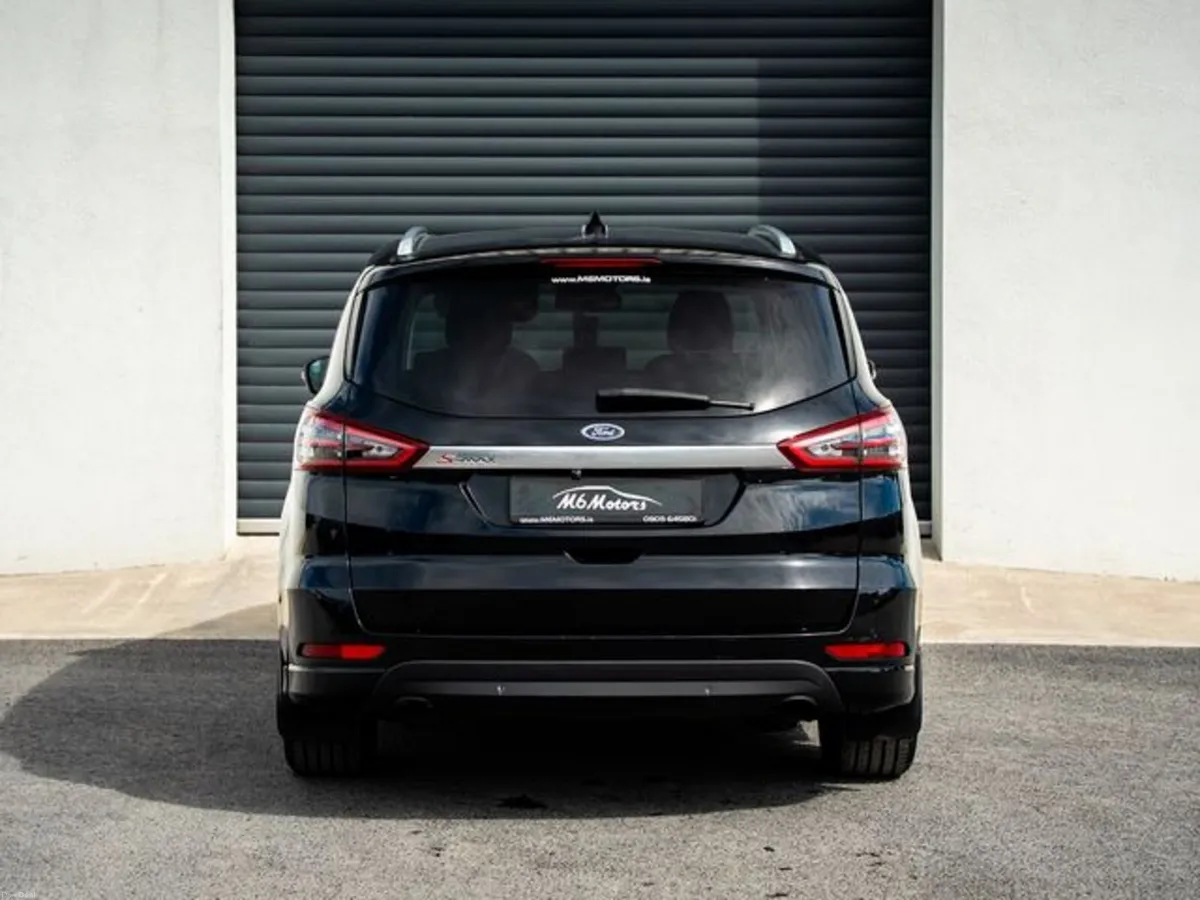 Ford S-Max Titanium 5D 2.0TD150 S6.2 M6 F - Image 4