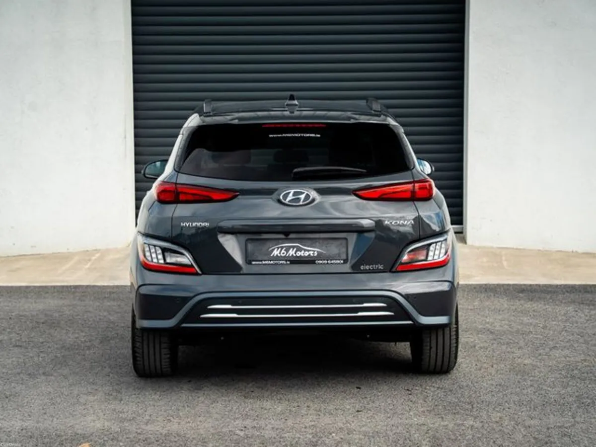 Hyundai KONA PREMIUM - Image 4
