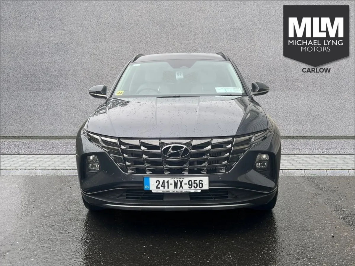 Hyundai Tucson Executive Plus 5DR - Image 2