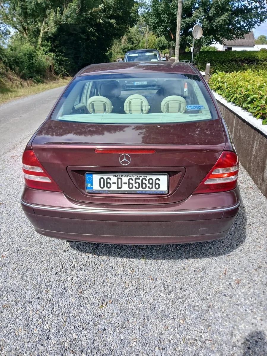 Car - Image 2