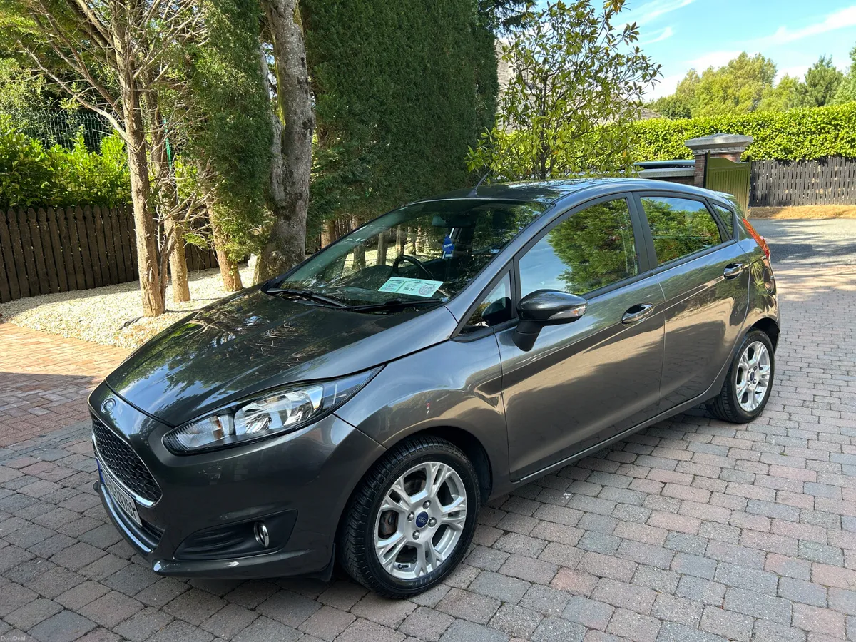17 Ford Fiesta Automatic Low Km NCT 3/27 €8495 - Image 3
