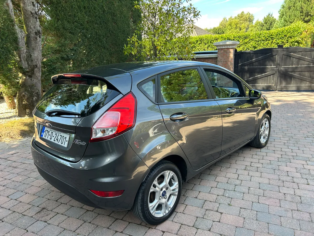 17 Ford Fiesta Automatic Low Km NCT 3/27 €8495 - Image 2