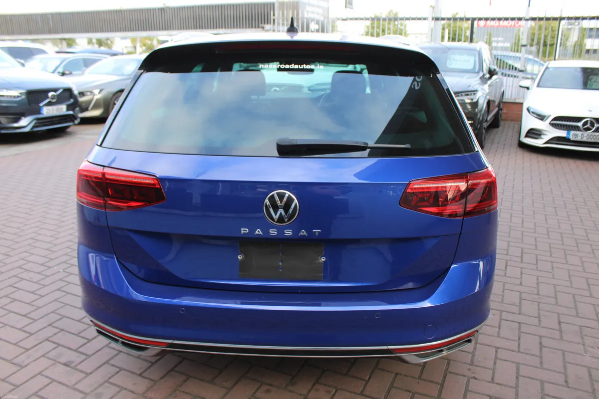 2.0TDI 150BHP R-LINE SPORT 5DR ESTATE AUTO // 1 OW - Image 5