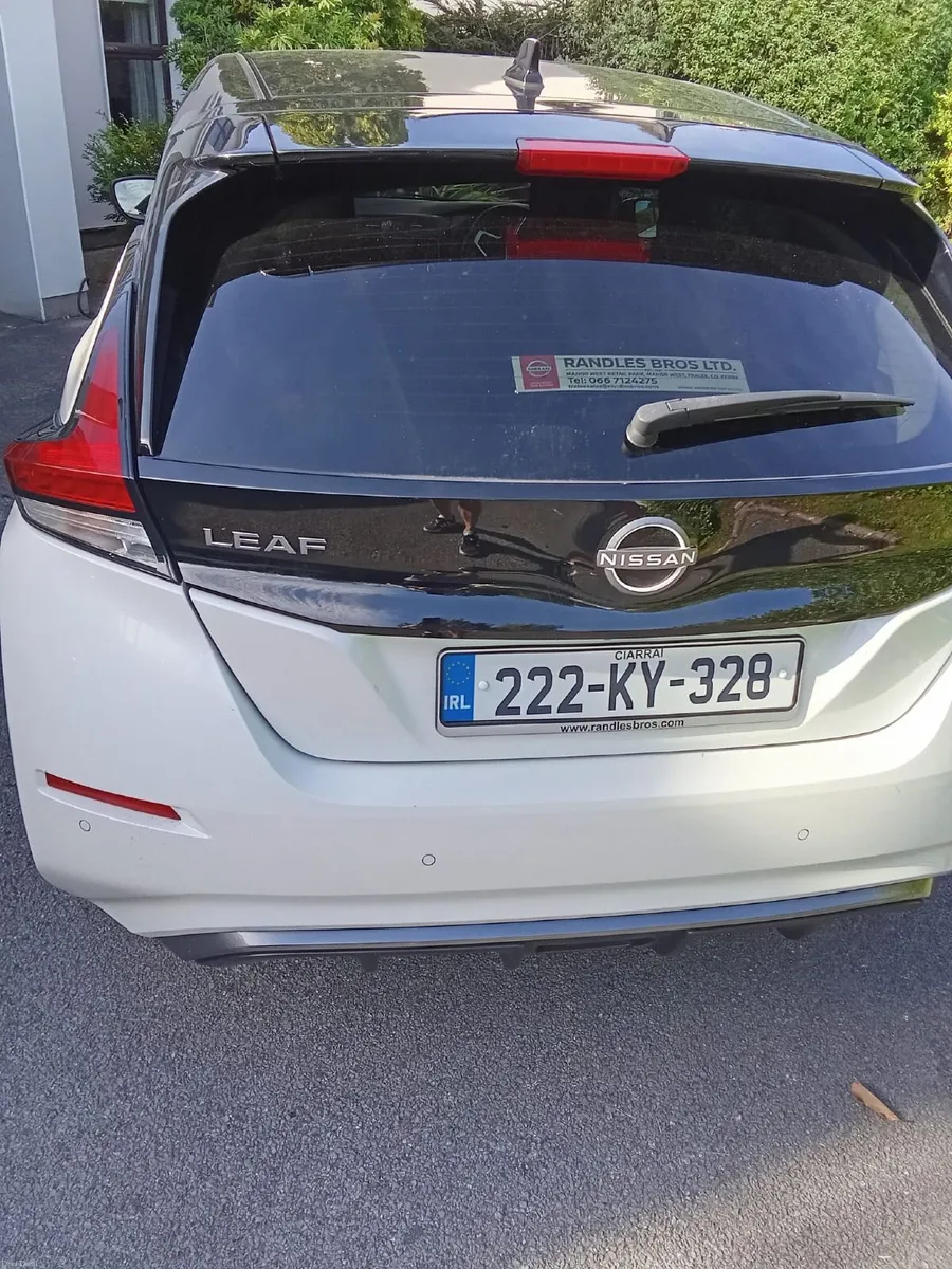 Nissan Leaf 2022 - Image 2