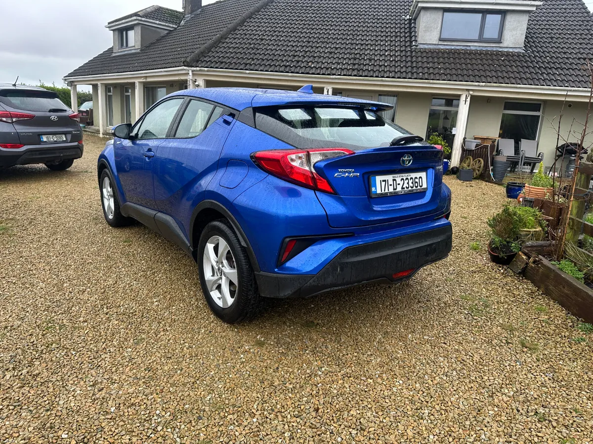 Toyota C-HR 1.8 H 2017 - Image 5