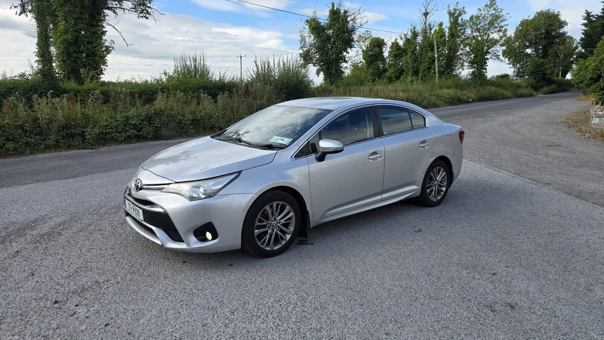2017 Toyota Avensis 2.0 diesel manual - Image 5