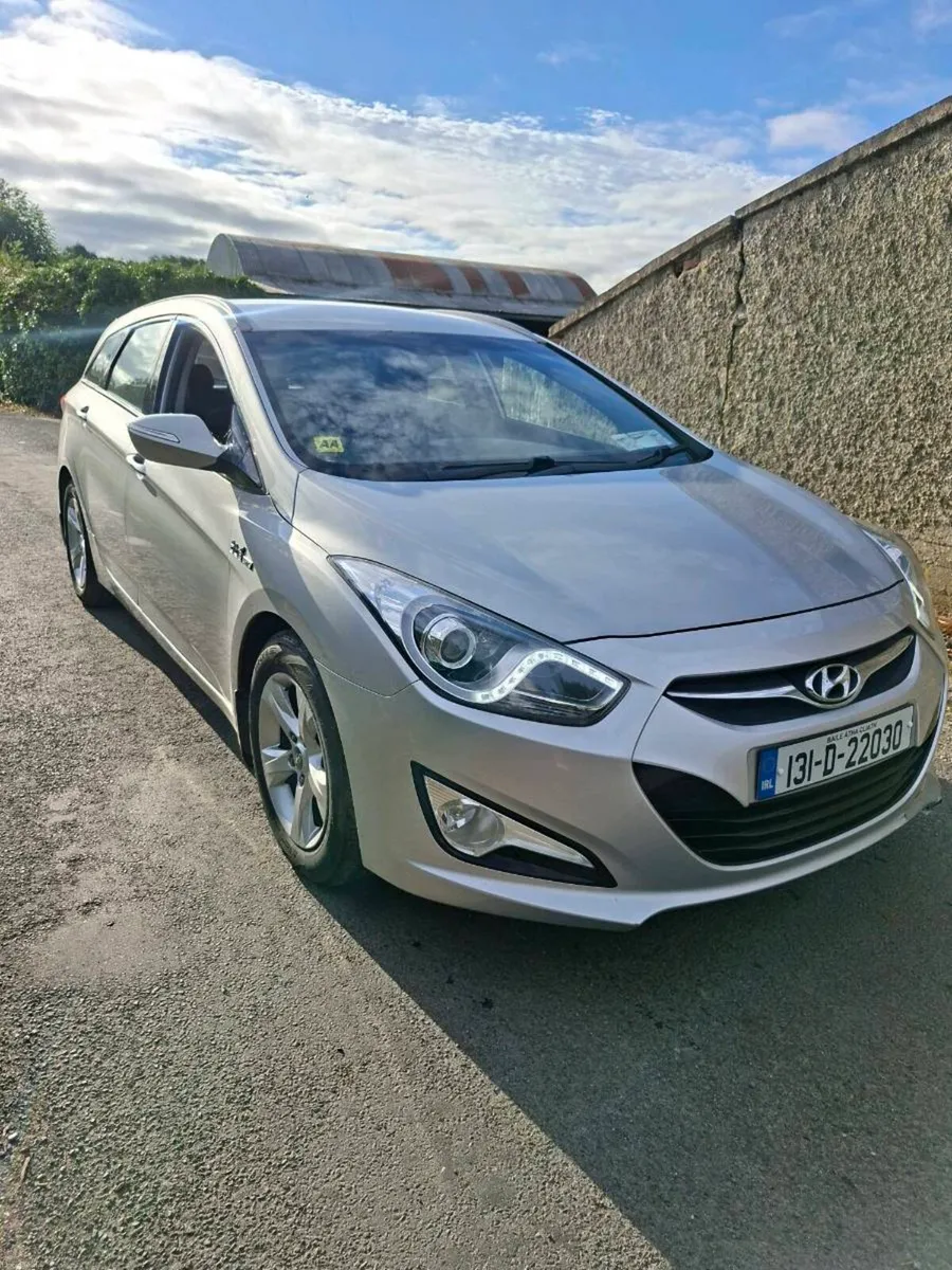 HYUNDAI I40 2013 NEW NCT 9/27 TAX 6/27 - Image 2