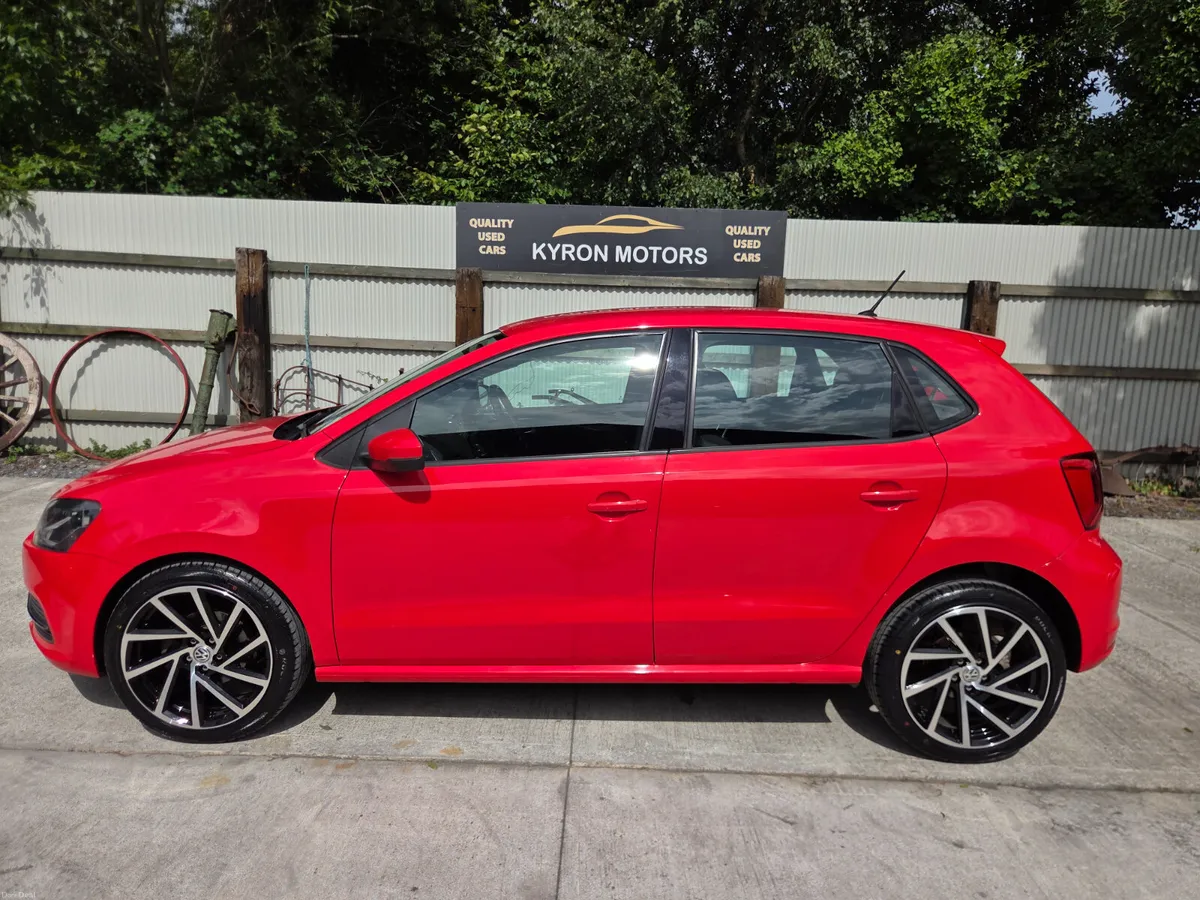 2015 (152) VW Polo 1.2  Auto low mileage NCT Alloy - Image 3