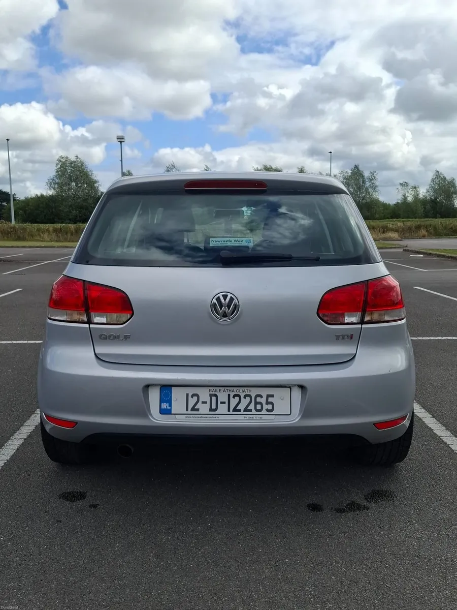Volkswagen Golf 2012 - Image 4