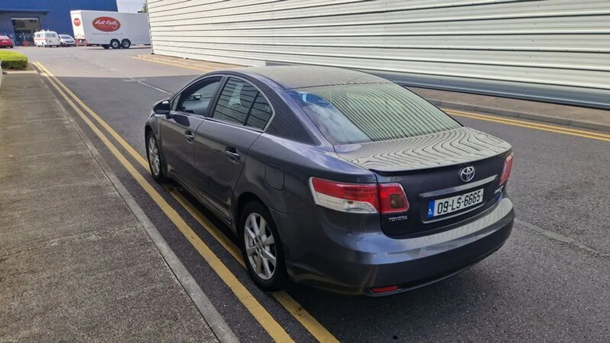 09 Toyota Avensis 2ltr d4d tax amd nct - Image 5