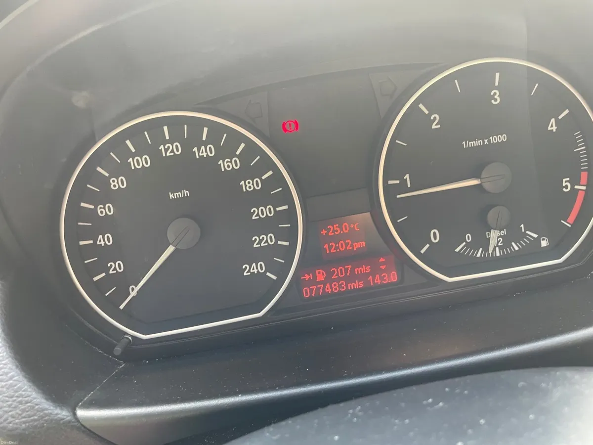 09 BMW 1-Series 2.0 d low mileage - Image 6