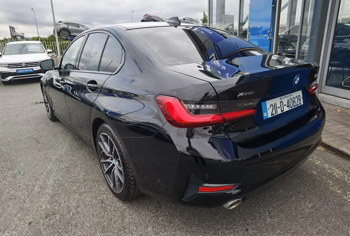 BMW 3 SERIES 330E XDRIVE SPORT PRO AUTOMATIC PHEV - Image 6