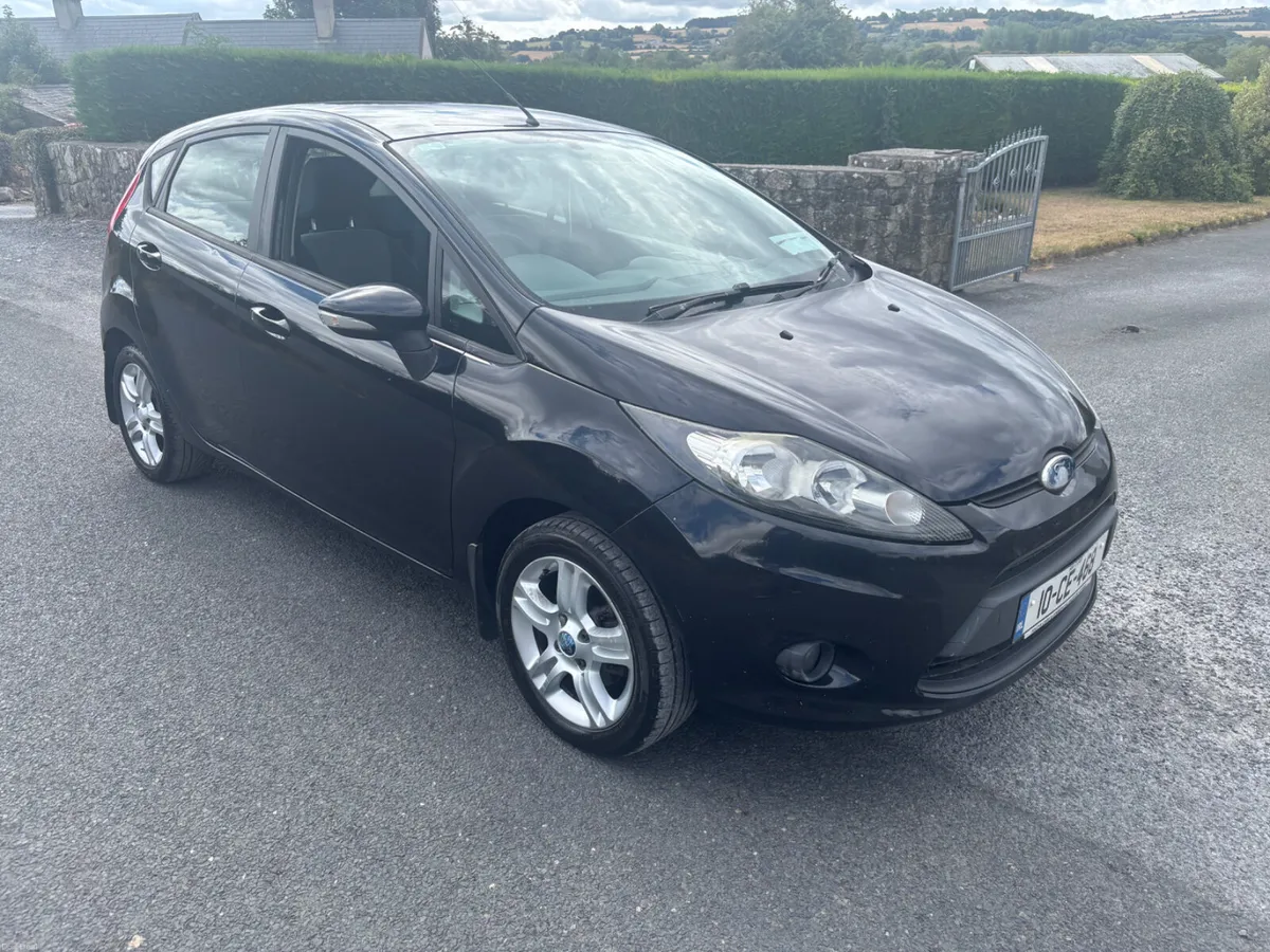 Ford Fiesta 2010 1.2 - Image 1