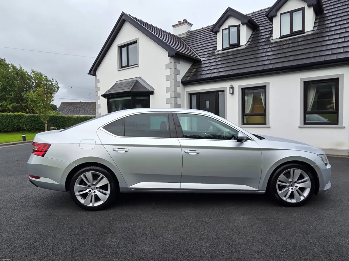 2019 SKODA SUPERB 2.0TDI SEL EXECUTIVE 150BHP - Image 5