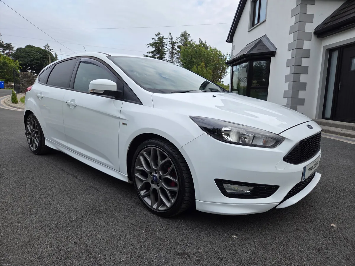 2017 FORD FOCUS ST LINE 1.5TDCI 120BHP - Image 2