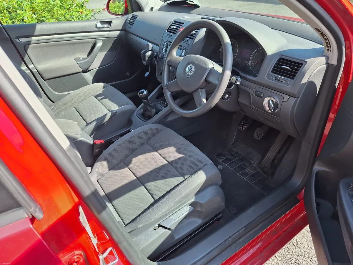 Volkswagen Golf - Image 5