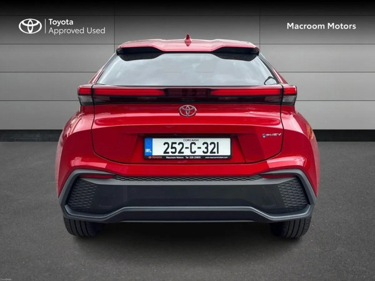 Toyota C-HR USED CAR SALE!! C-HR PHEV SPORT - Image 4