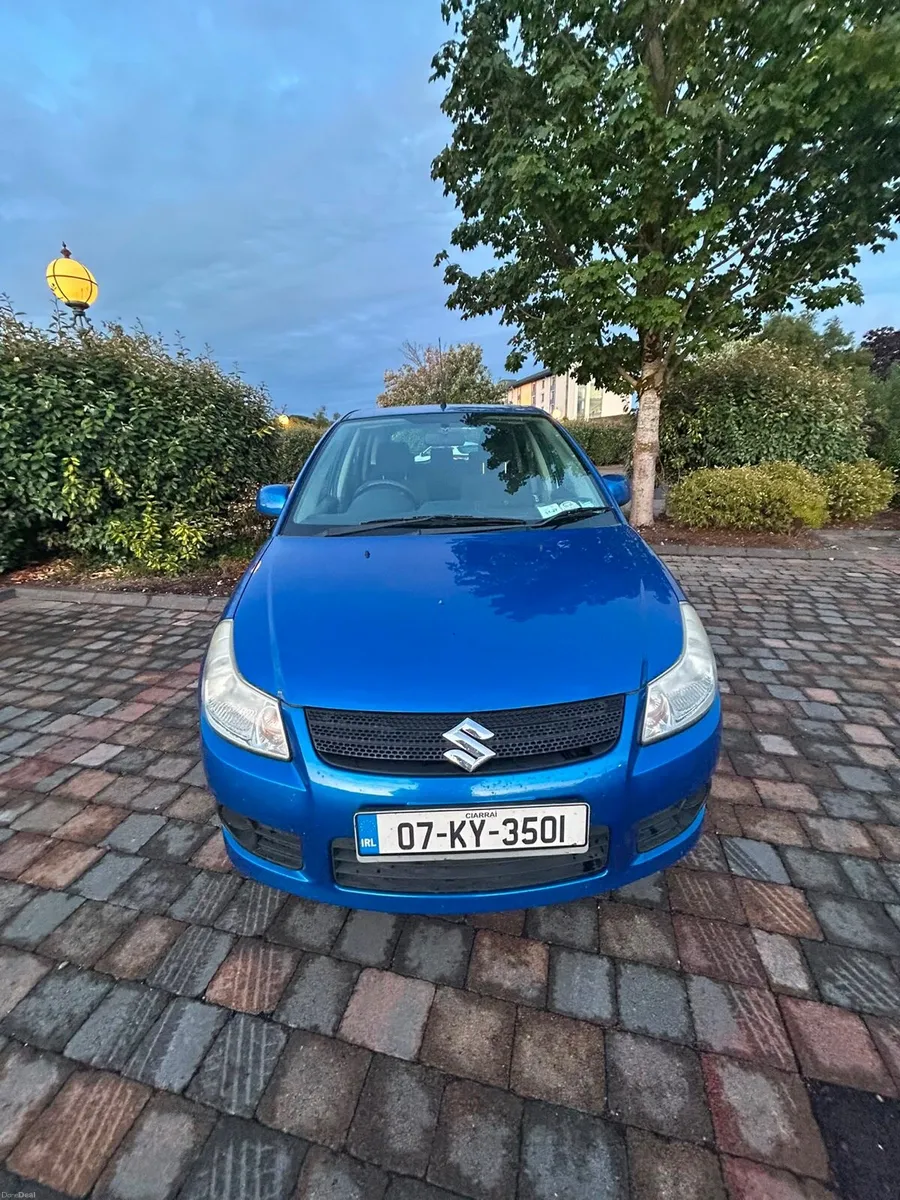 Car - Image 2