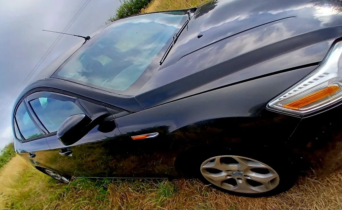 Ford Mondeo 2010 - Image 2