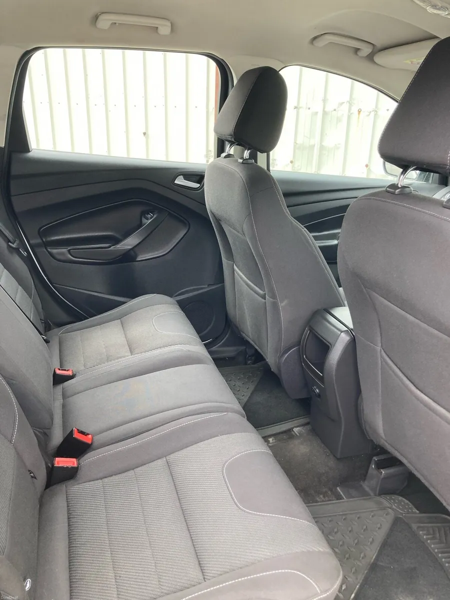 Ford Kuga 2.0 TDCI - Image 6