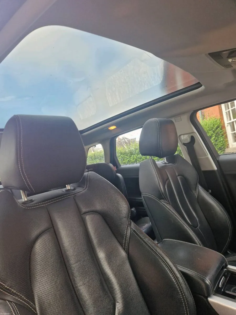 Range Rover Evoque 2.2 Diesel Automatic 4WD - Image 6