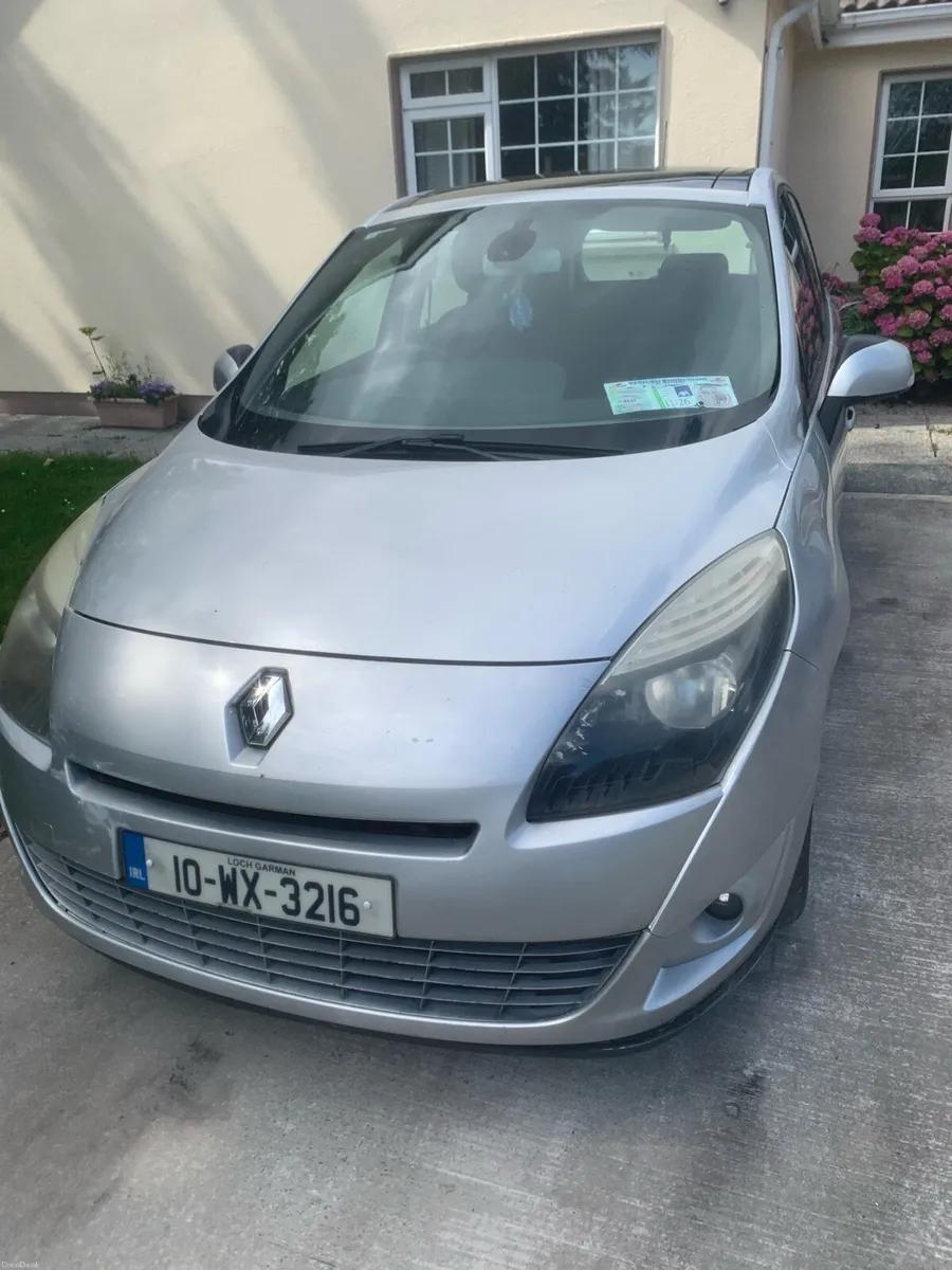 Renault Gran Scenic - Image 1