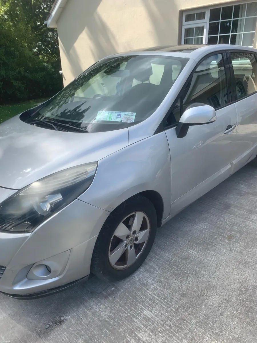 Renault Gran Scenic - Image 3