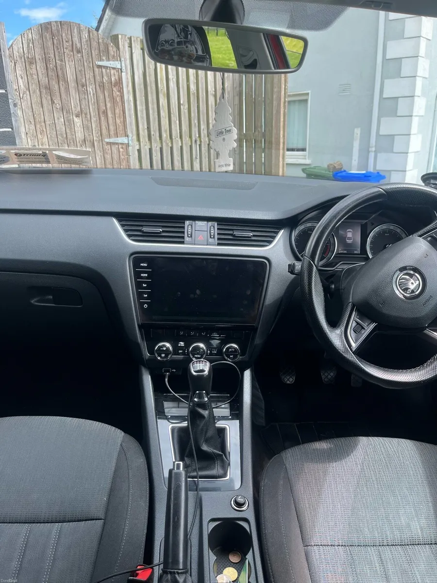 Skoda Octavia 1.6 Diesel - Image 5