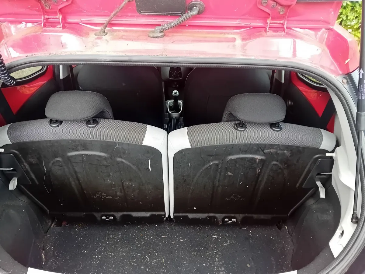 Toyota Aygo 2015 - Image 2