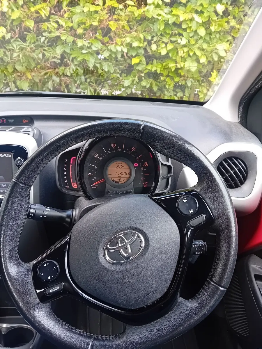 Toyota Aygo 2015 - Image 5