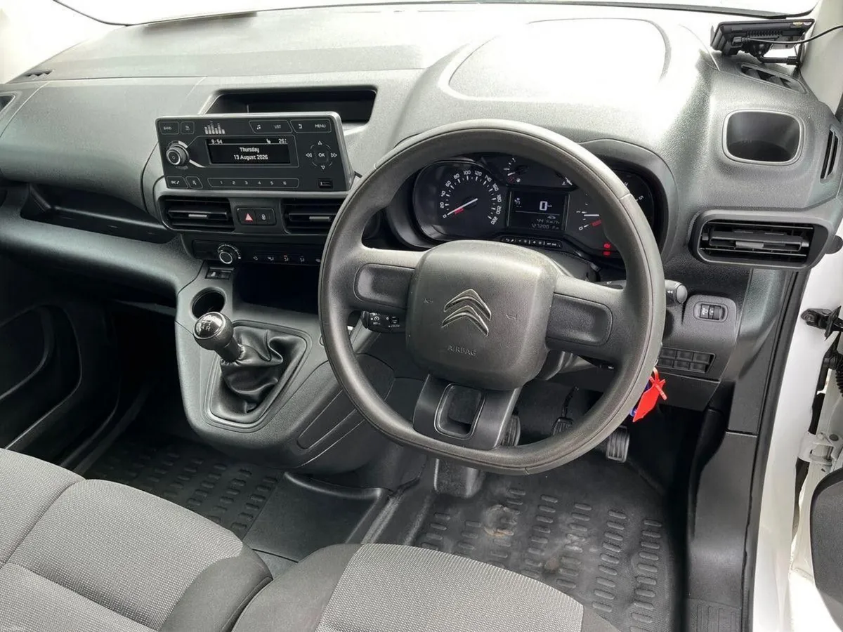 Citroen Berlingo TOUCH BlueHDi 100 S&S MWB 5 seats - Image 6