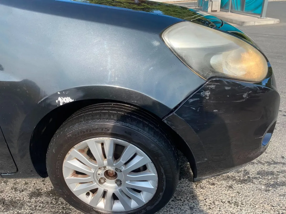 Renault Clio 2010 - Image 5