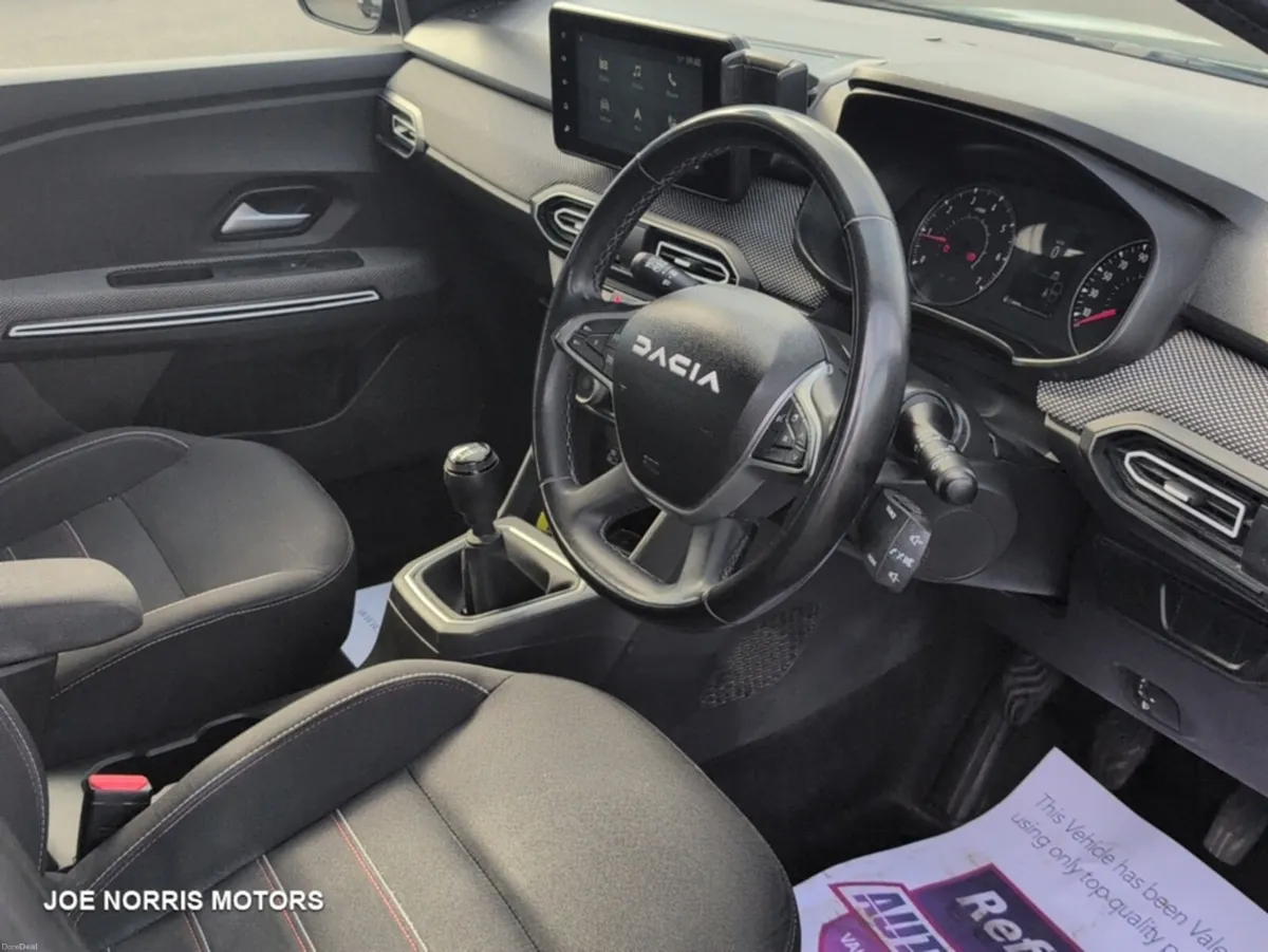 Dacia Jogger EXTREME SE TCE   SEVEN SEATER - Image 6