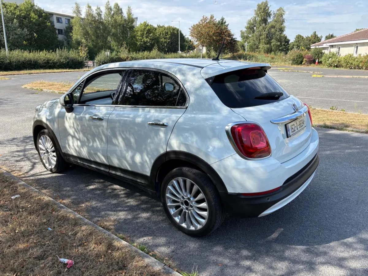Fiat 500X LOUNGE 1.6 MJET 120HP 4X2 4DR - Image 4