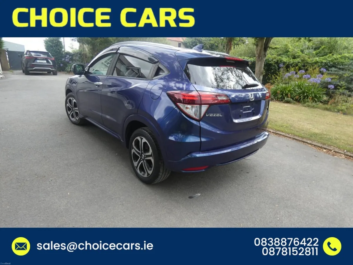 Honda Vezel 1.5 AUTO HYBRID Z SPEC - Image 4