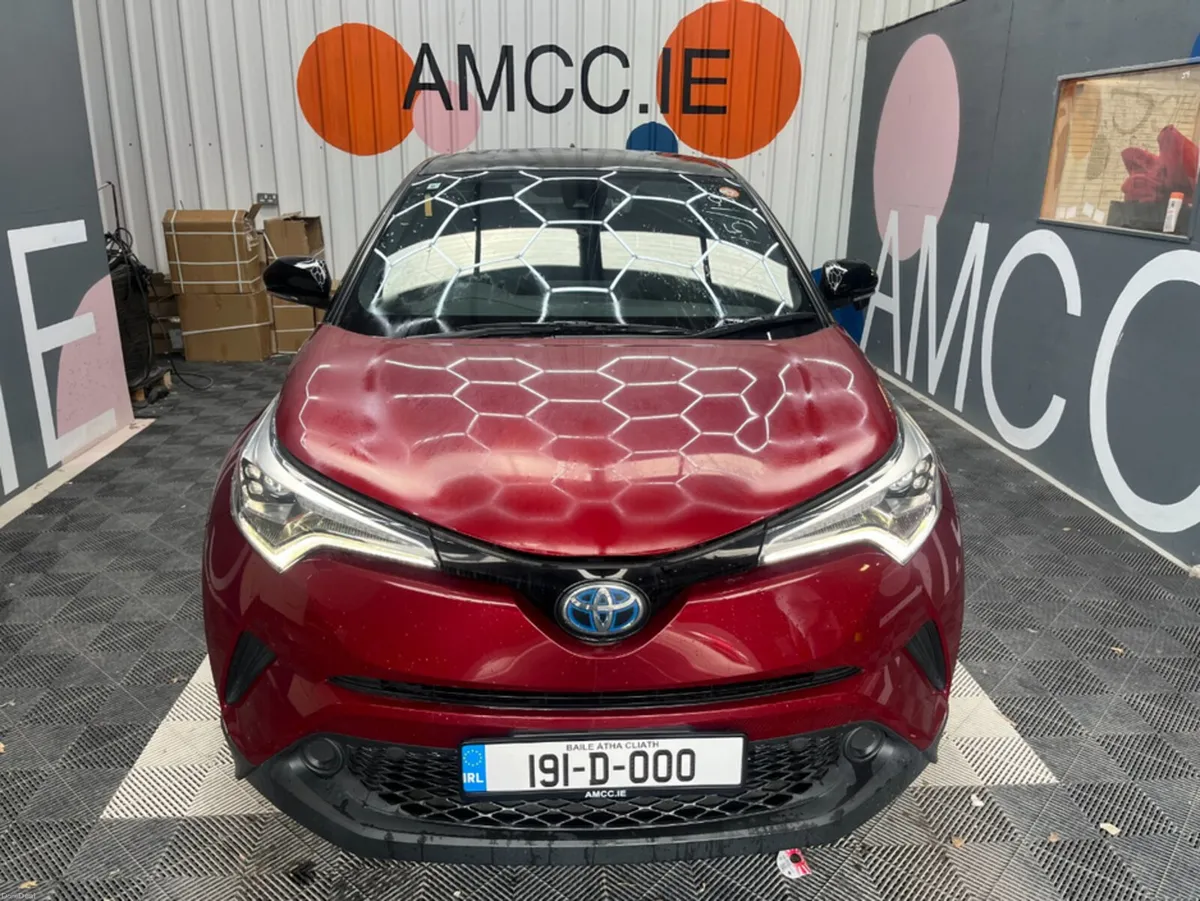 Toyota C-HR 2019 TOYOTA C-HR S LED PACKAGE 1.8 AUT - Image 2