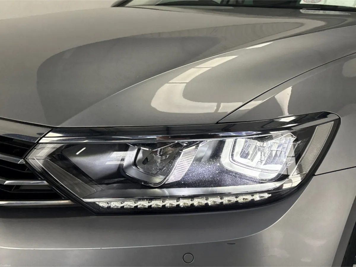 Volkswagen Passat HIGHLINE 2.0 TDI 6SPEED **FULL B - Image 2