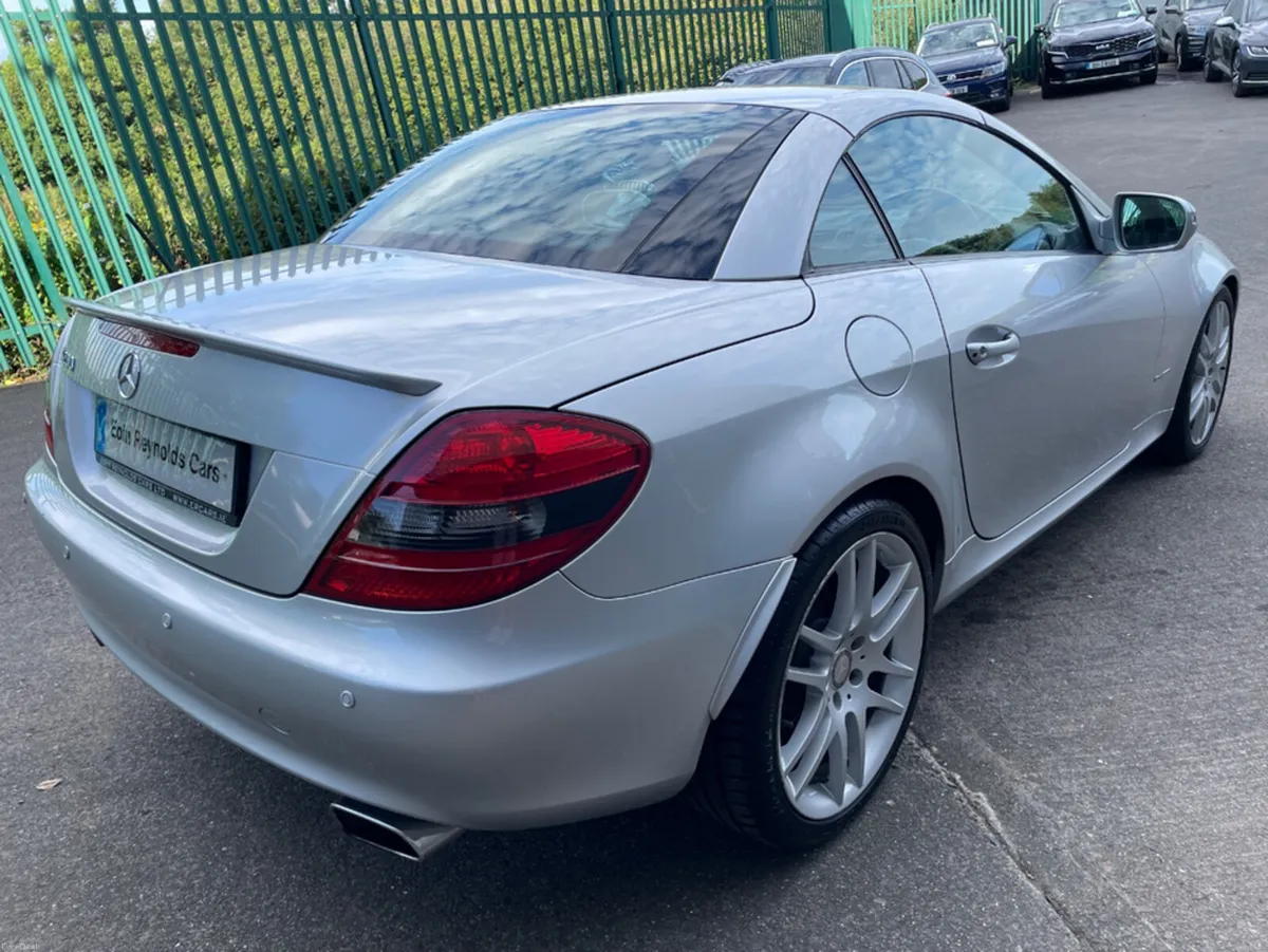 Mercedes-Benz SLK 200 KOMPRESSOR AUTO AS NEW! LOW - Image 5