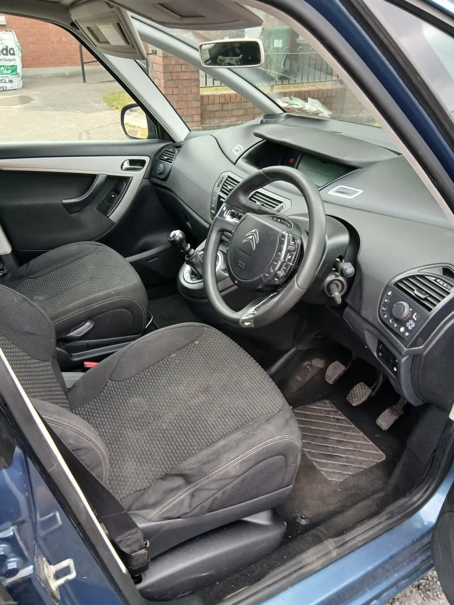Citroen C4 Picasso 2011 - Image 6