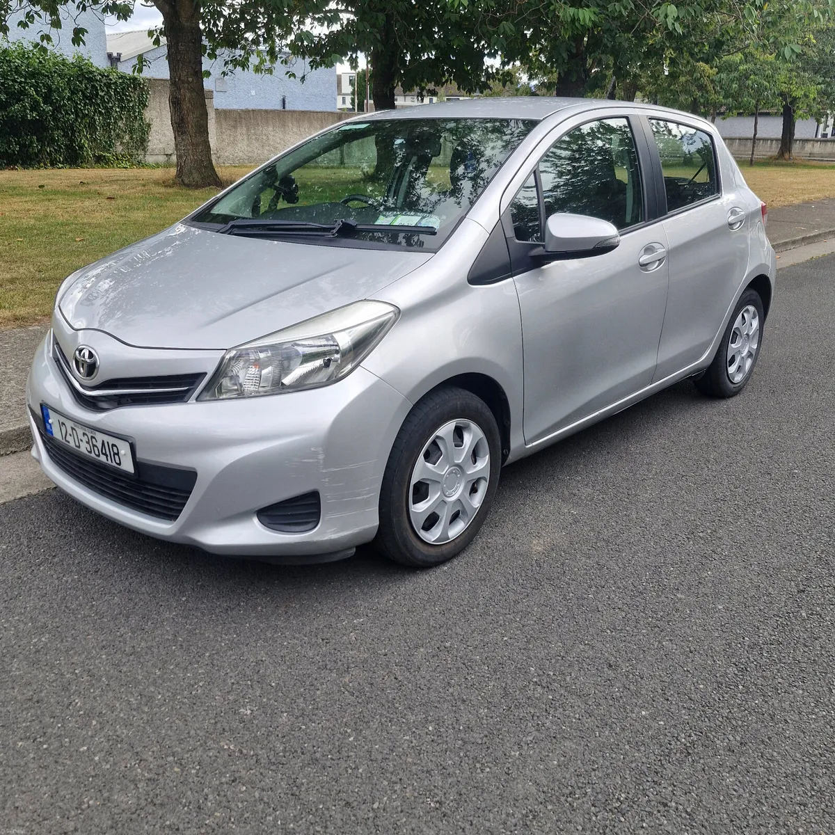Toyota Yaris Auto 68KM 2012 - Image 2