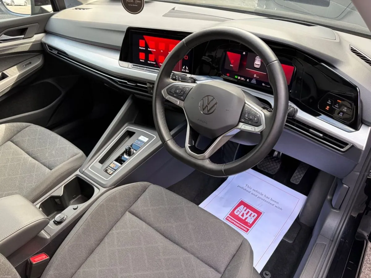 Volkswagen Golf Style 2.0TDI 115PS DSG - Image 2