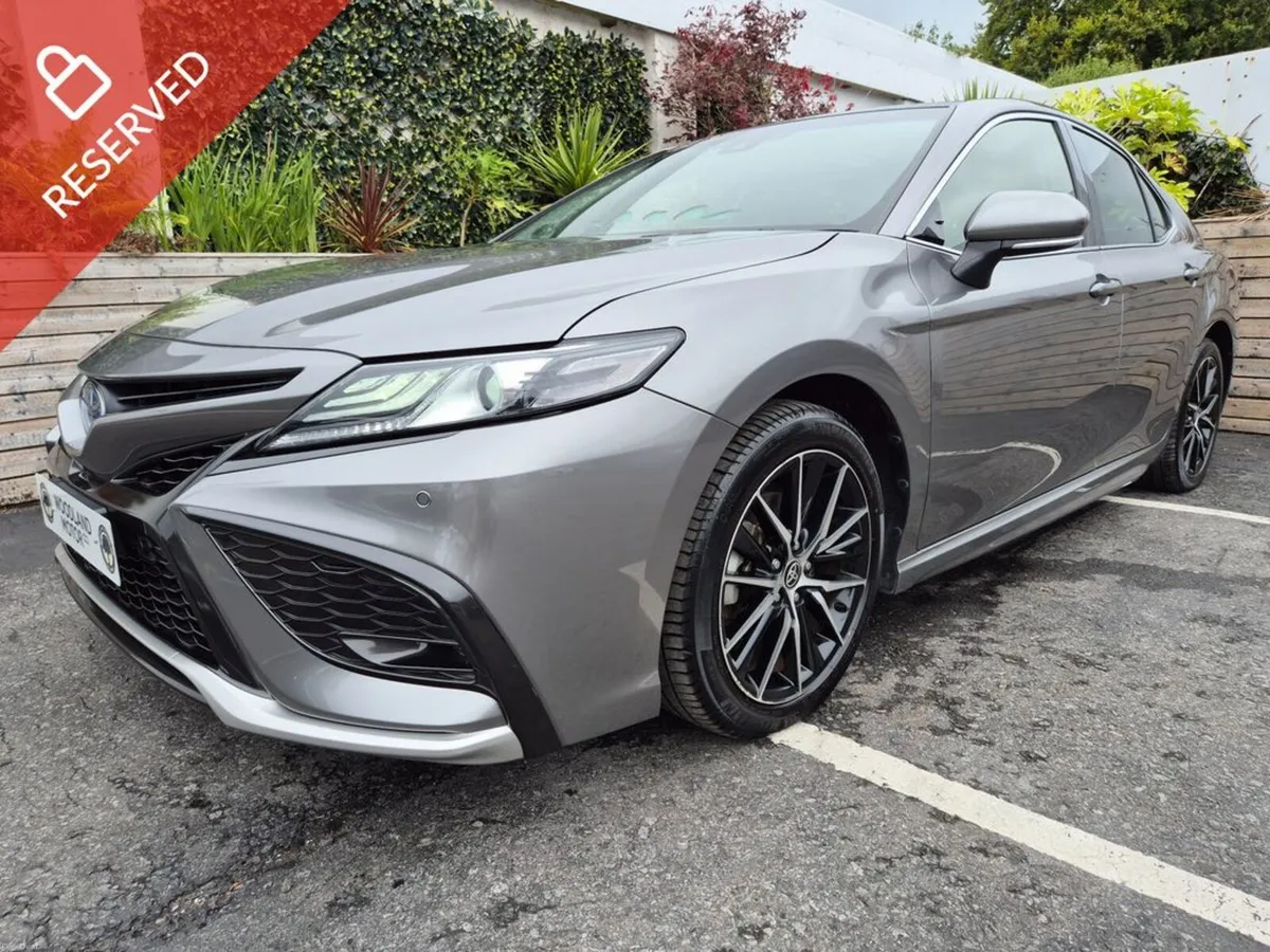 Toyota Camry 2.5 HYBRID / WS WITH LEATHER PACK AND - Image 1