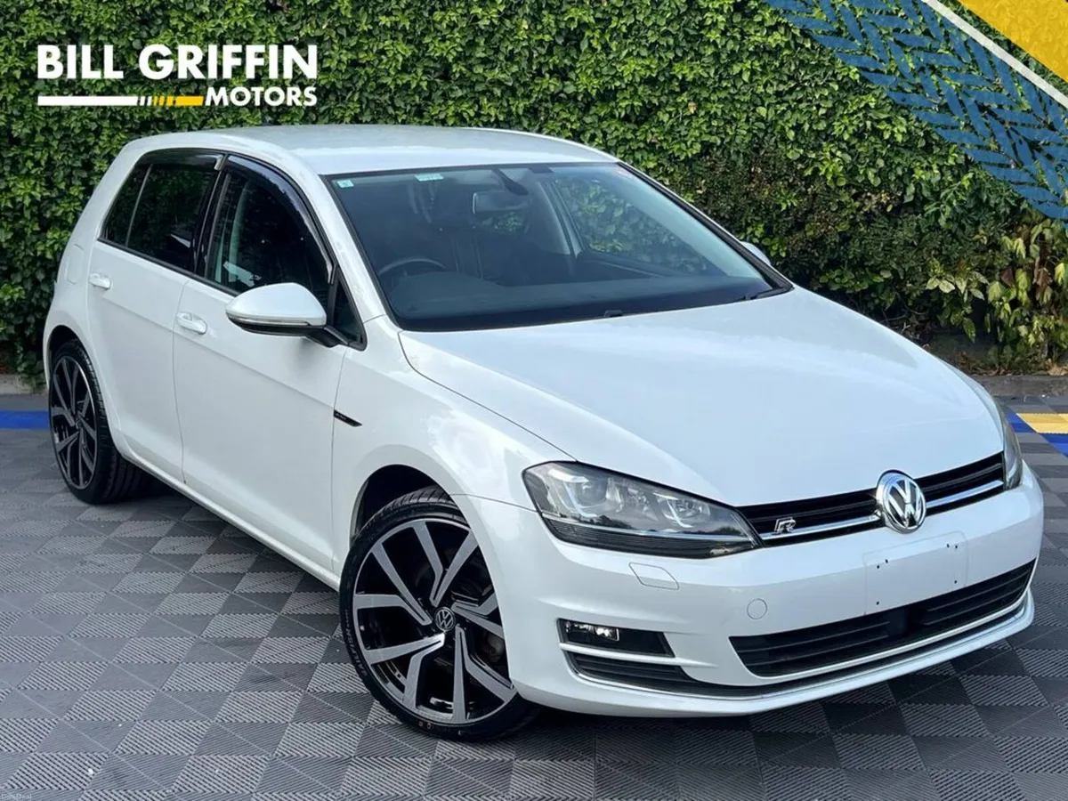 Volkswagen Golf LOUNGE R-LINE PACK 1.2 TSI AUTO // - Image 1