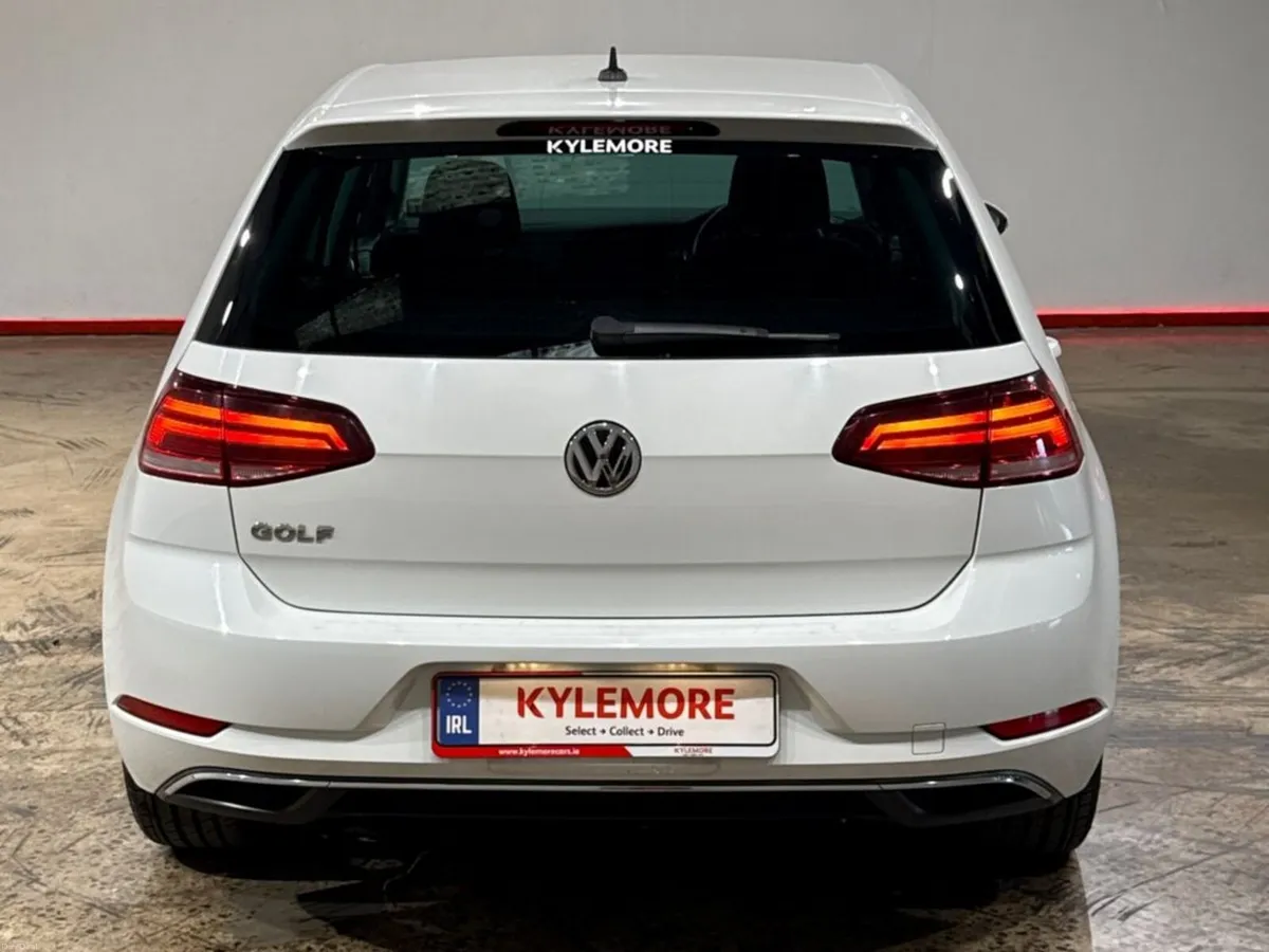 Volkswagen Golf 1.2 AUTOMATIC TSI COMFORT LINE - F - Image 4