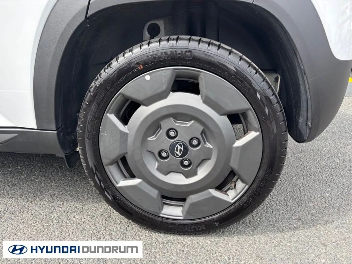 Hyundai INSTER Cross 5DR Auto - Image 5