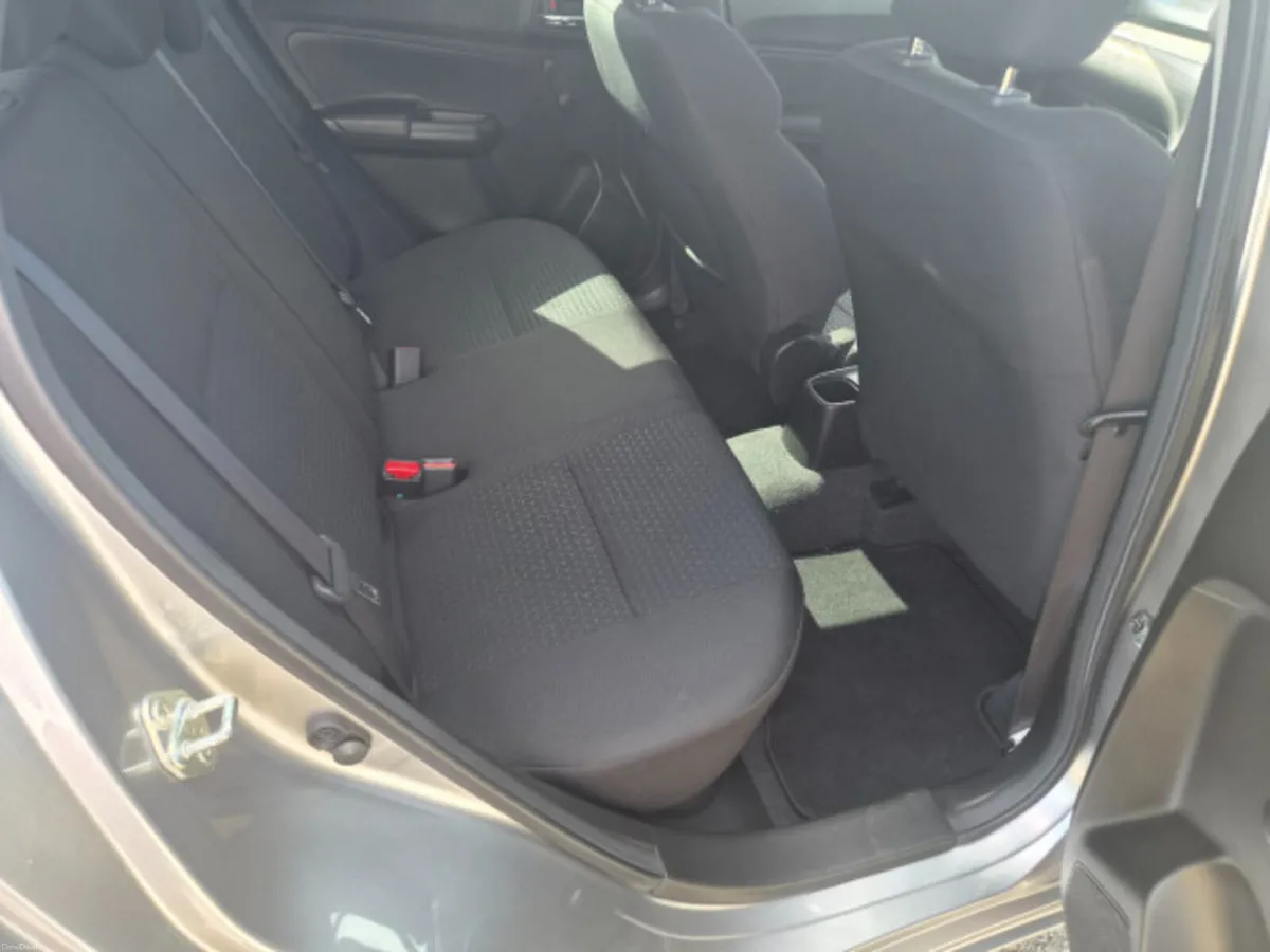 Suzuki Swift 1.0 SZT 5DR - Image 5