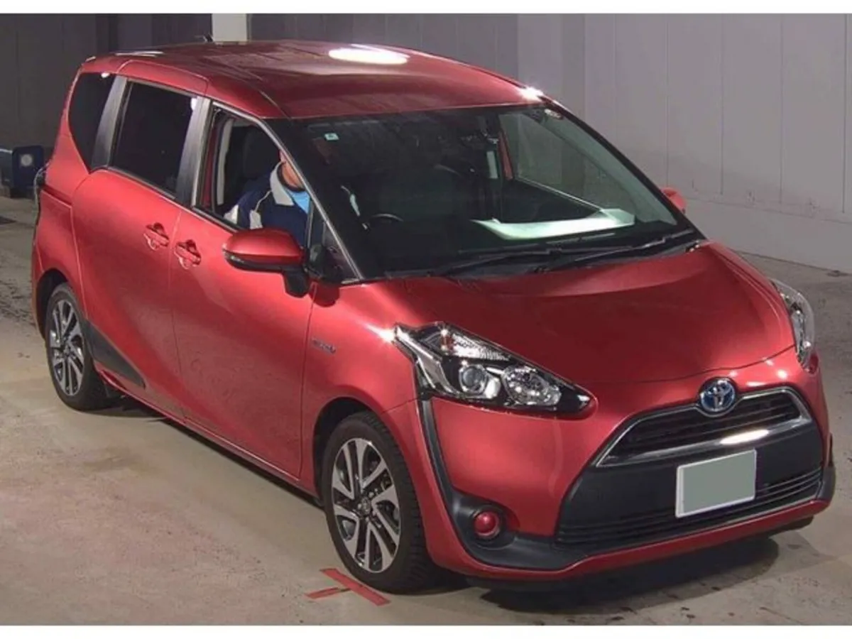 Toyota Sienta 1.5 Petrol Hybrid X Auto - Image 2