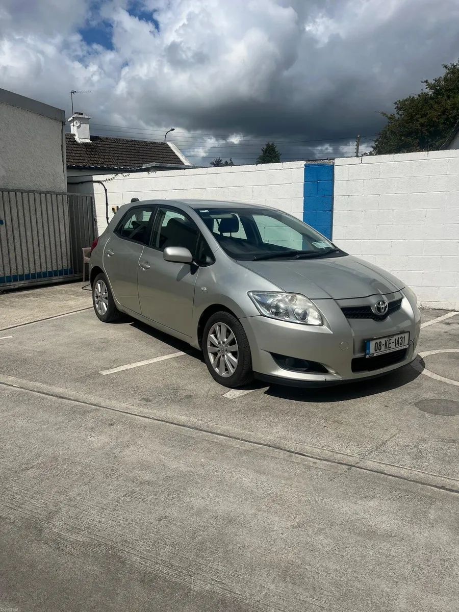 Toyota Auris 2008 - Image 1